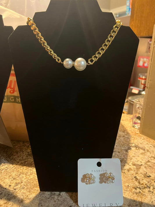 Pearl Necklace Set